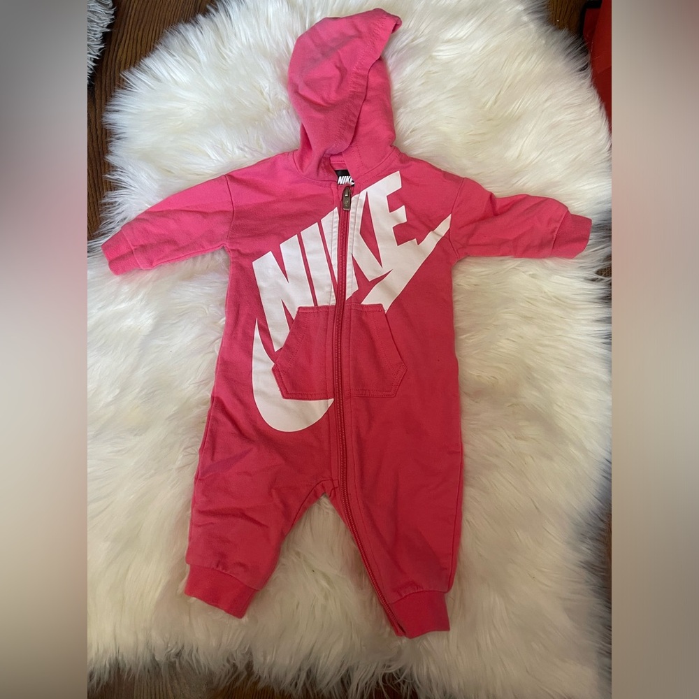 Infant Nike Romper size 6 months